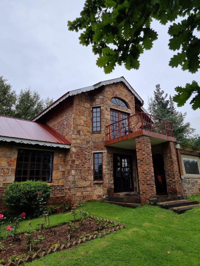 Alm-Ue Villa Dullstroom Exterior photo