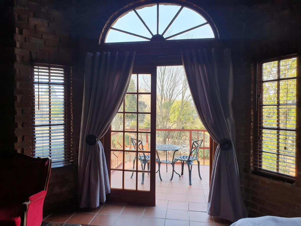 Alm-Ue Villa Dullstroom Exterior photo