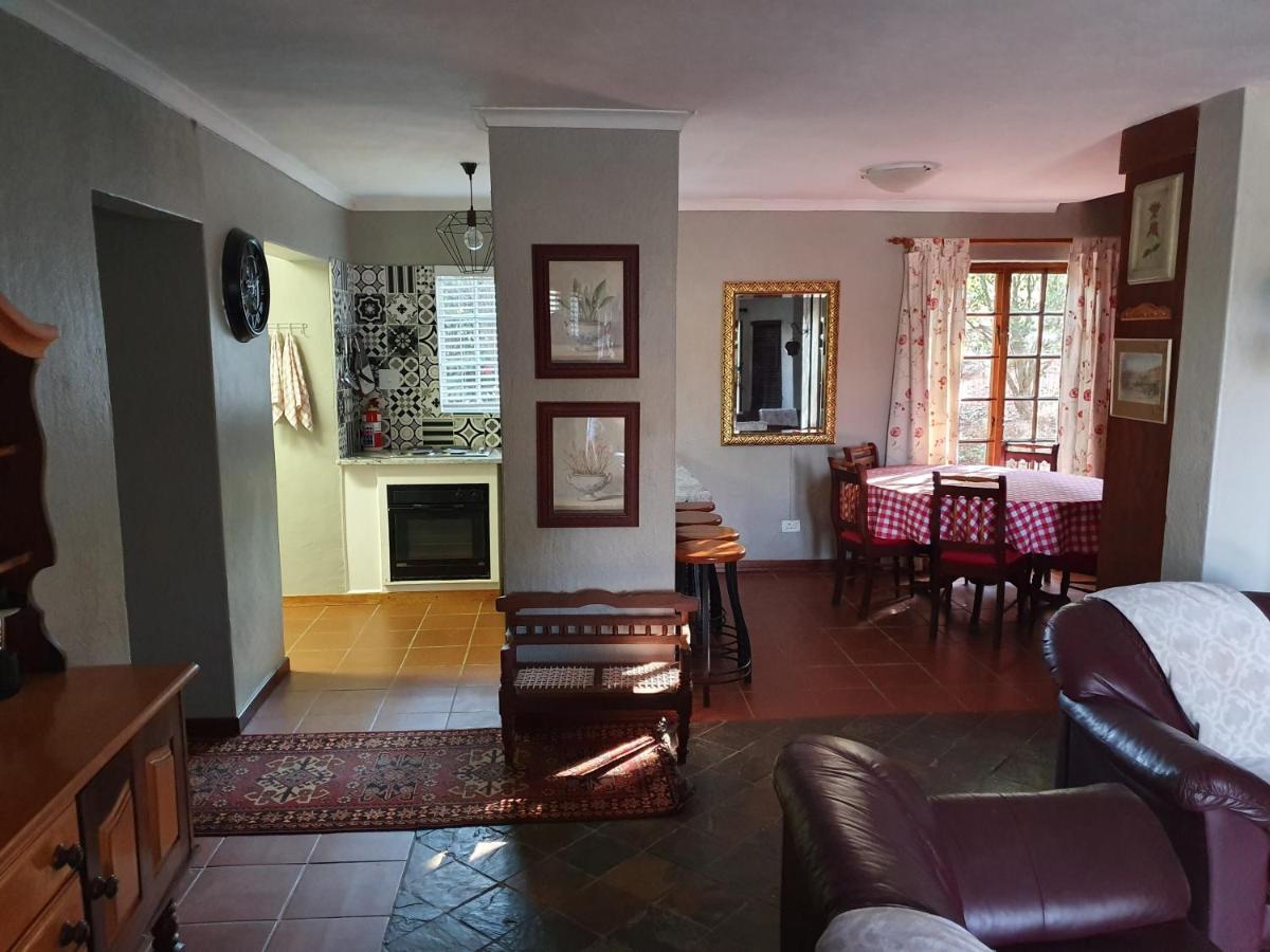 Alm-Ue Villa Dullstroom Exterior photo